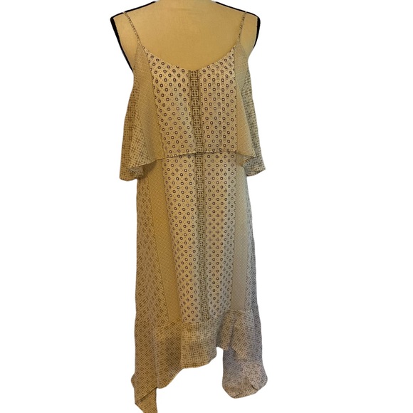 Kari High Low Ruffle Maxi Dress size Medium - Picture 1 of 7